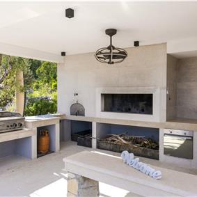 Luxury 5 Bedroom Beachfront Villa near Dubrovnik, Sleeps 11-12